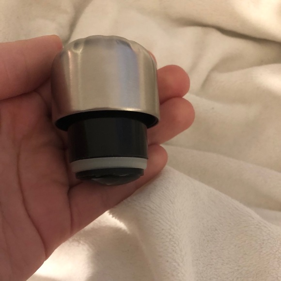 S’well 💟 Water Bottle RETIRED SHADE - Picture 8 of 10